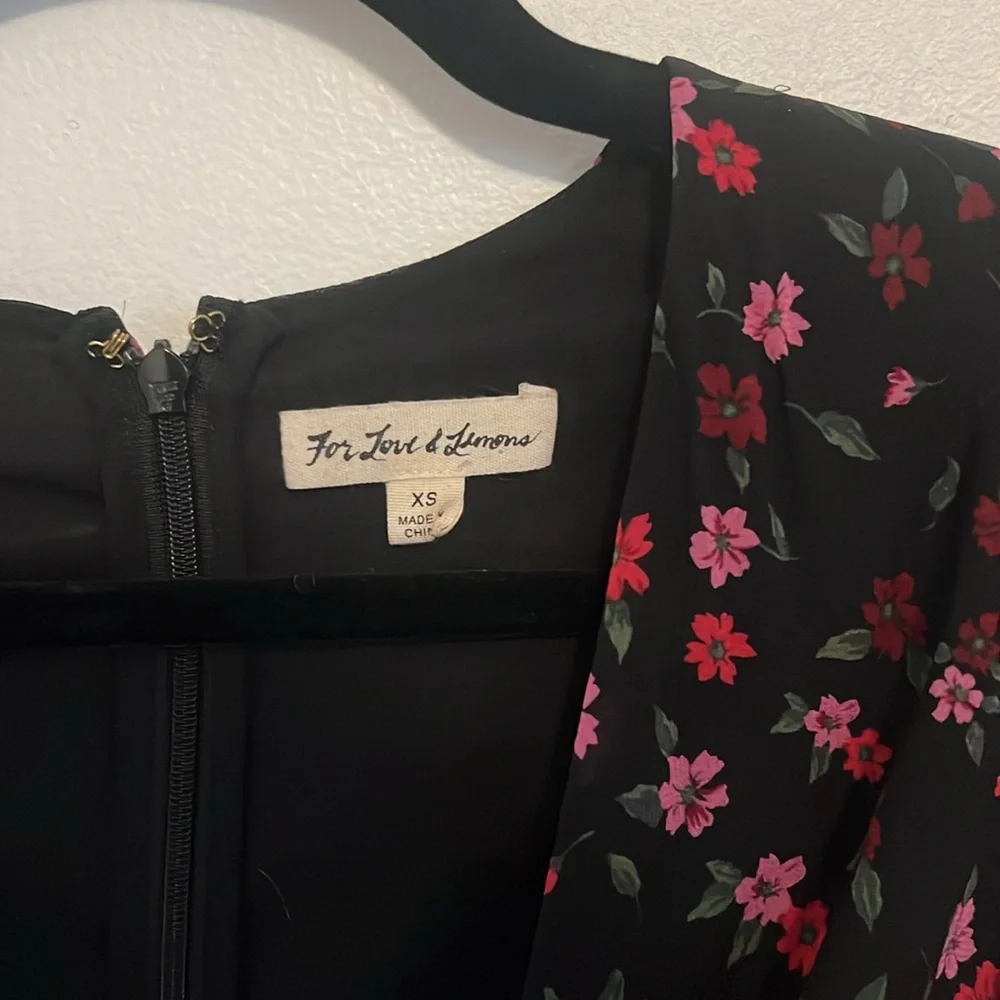 For love and lemons black mini dress with pink and red flowers size XS - Picture 4 of 5